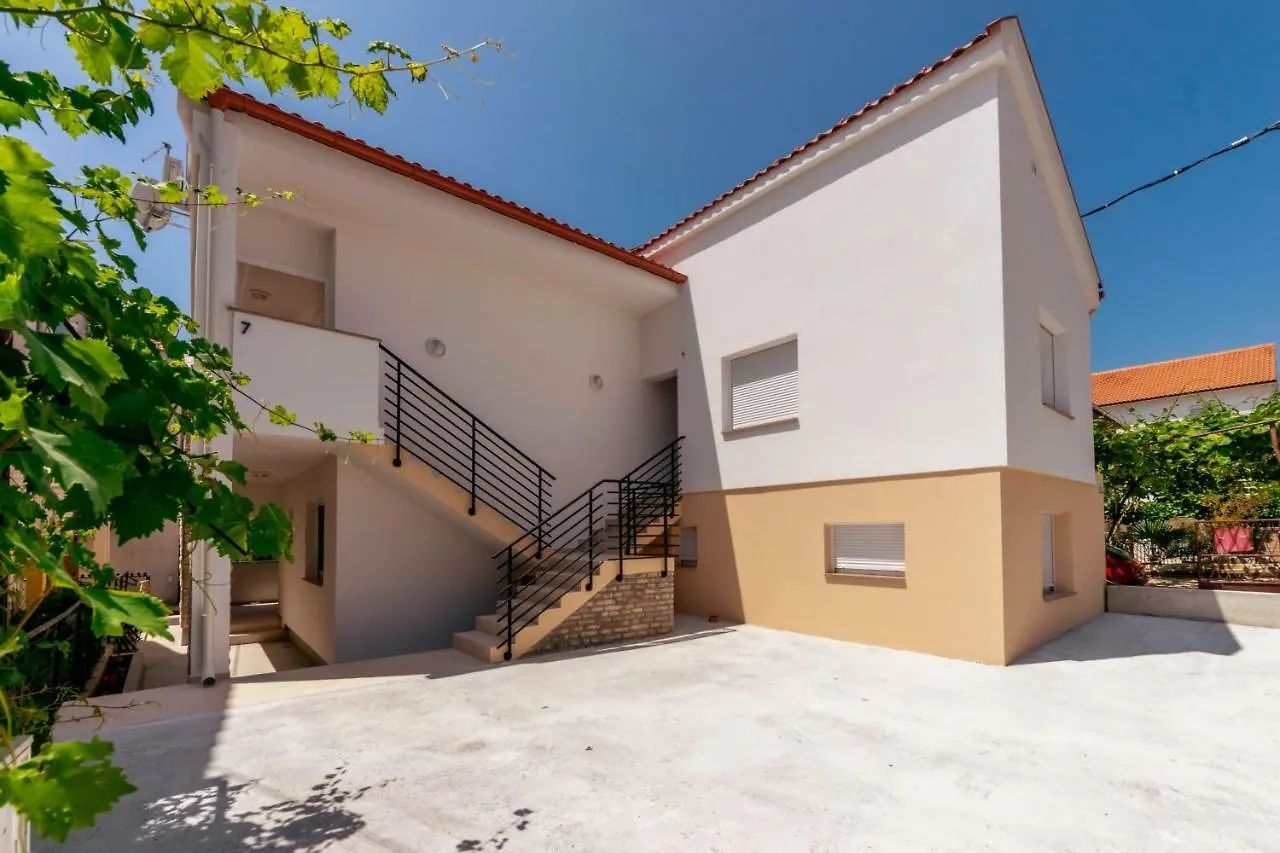 Apartment Petra Задар Хорватия